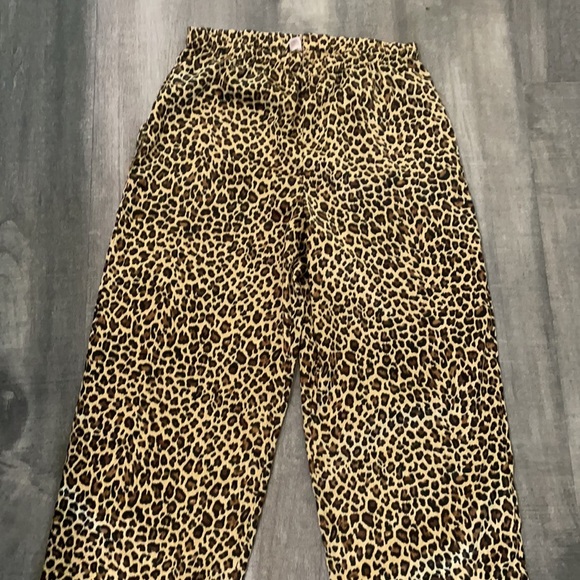 Victoria’s Secret Classic Leopard 2 Piece PJ Set Mobwife - Picture 7 of 8